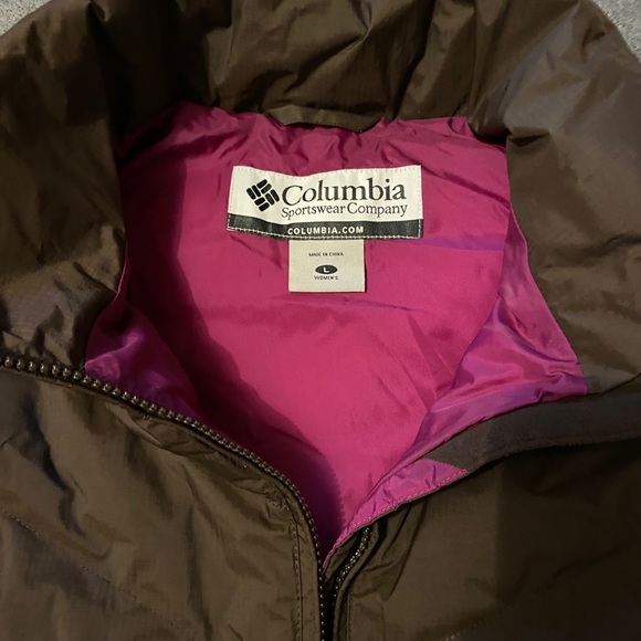 Women’s Columbia vest - Picture 2 of 4
